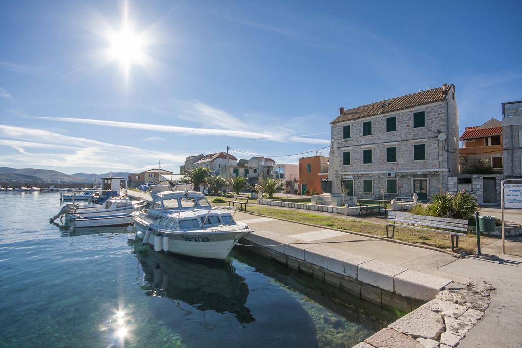 Apartments Dalmata Krapanj Exterior photo